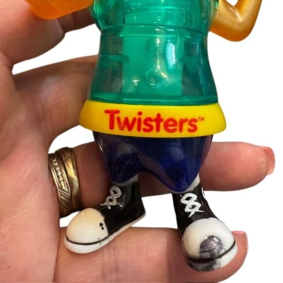 Twisters Wind-Up Dancing Toy Figure With Sneakers - Picture 3 of 7